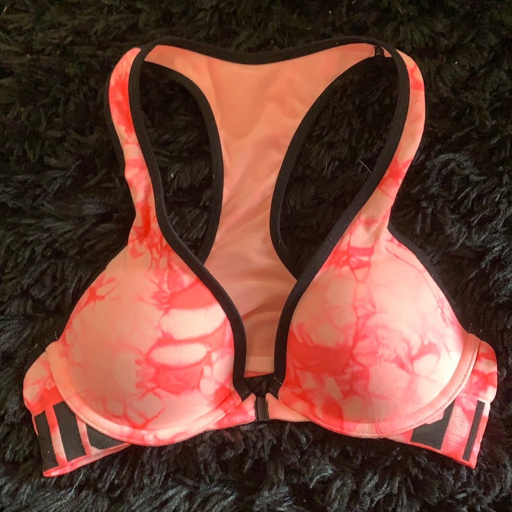 pink vs sports bra